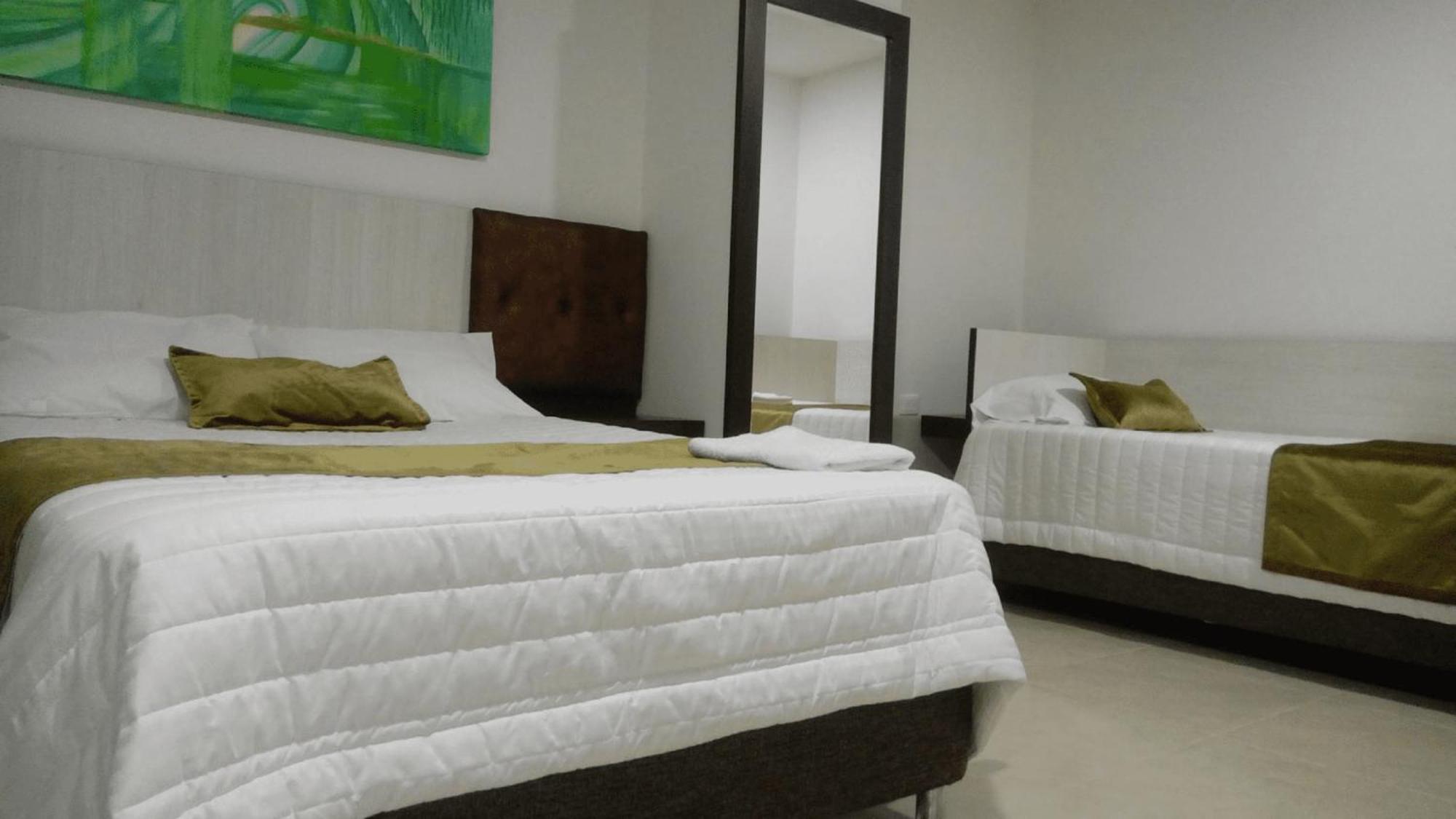 Hotel Andinos Plaza Florencia Florencia  Buitenkant foto