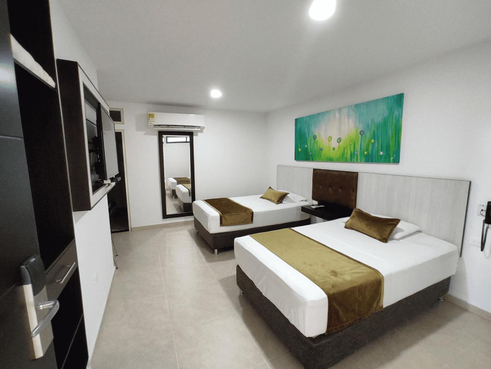 Hotel Andinos Plaza Florencia Florencia  Buitenkant foto